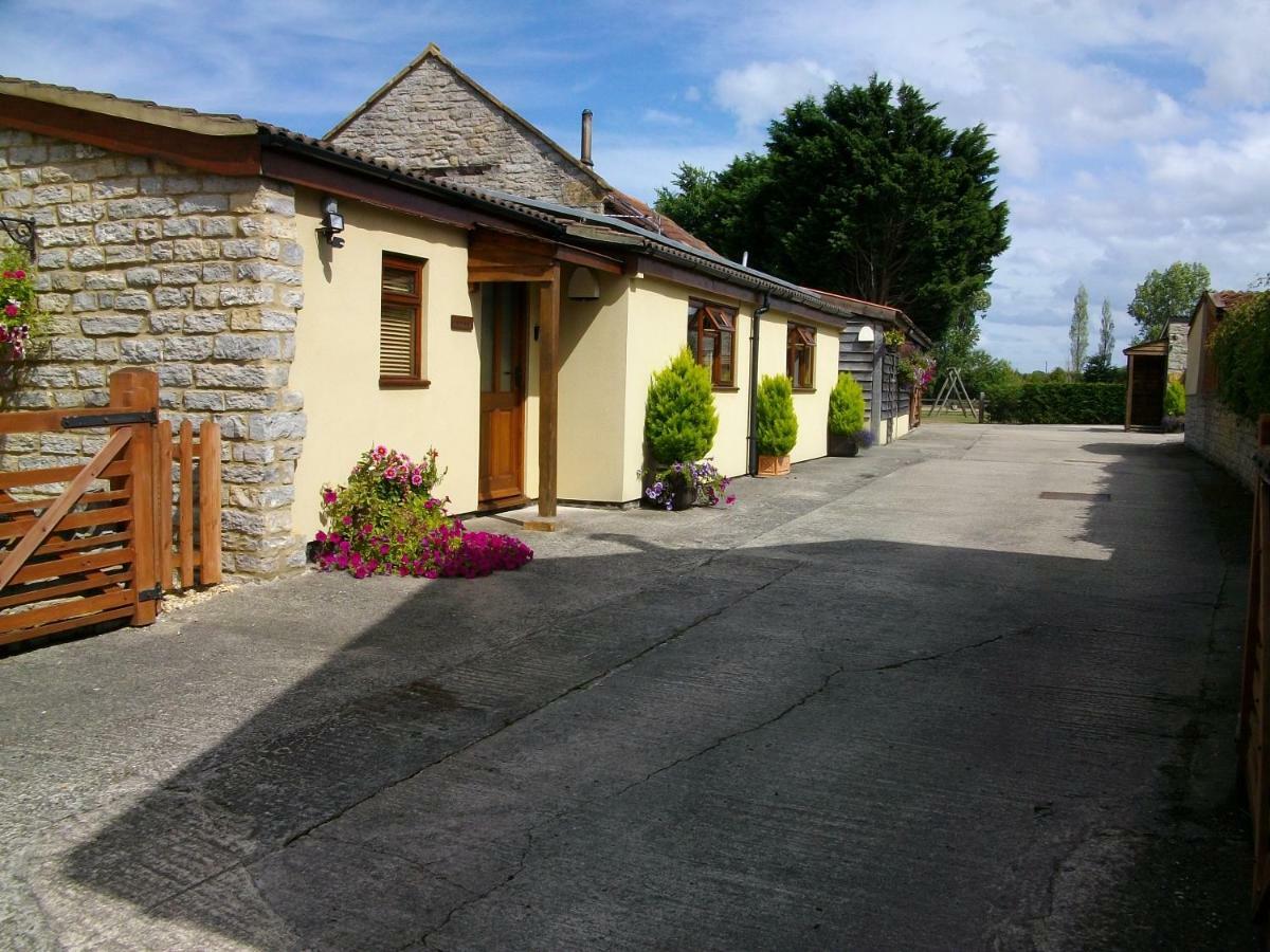 The Barton Annexe Villa Somerton  Exterior photo